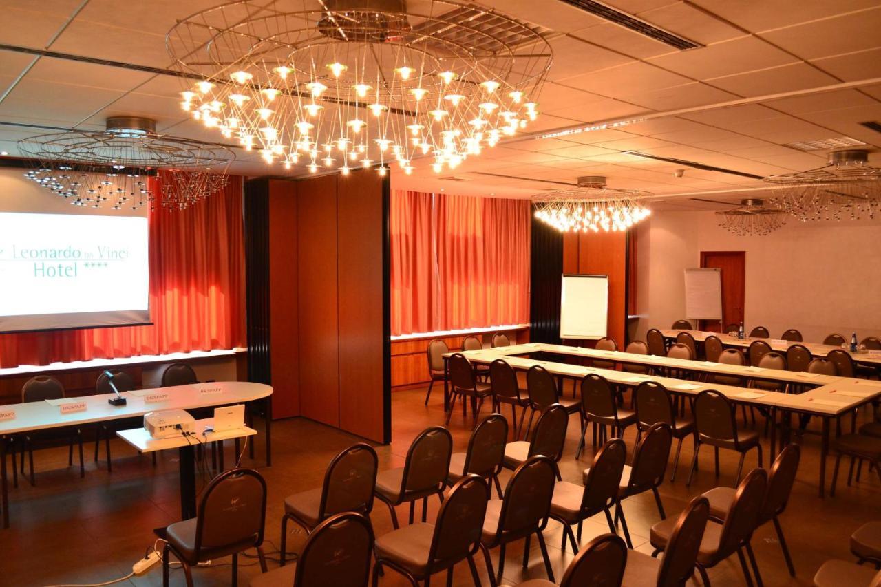 Best Western Hotel Leonardo Da Vinci Эрба Экстерьер фото